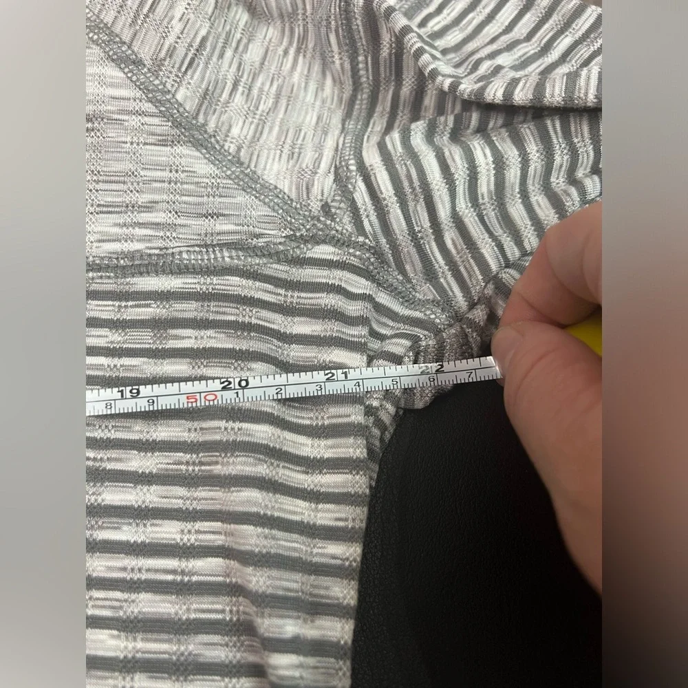 *2/$10* Avia quarter zip pullover - XXL - Picture 4 of 5